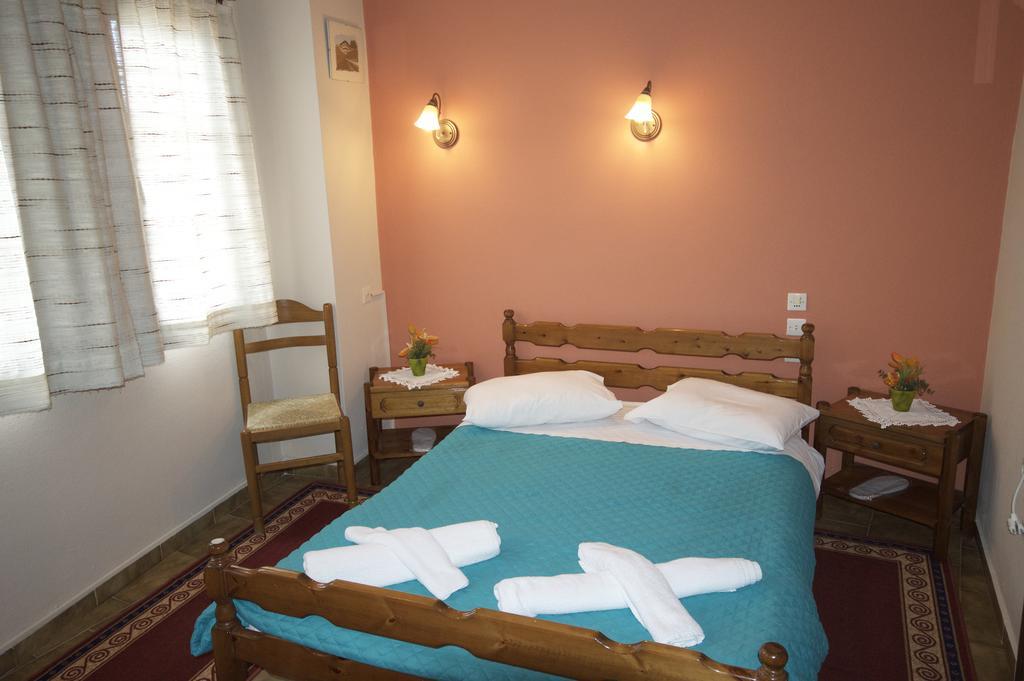 Ria Rooms Kissos  Room photo